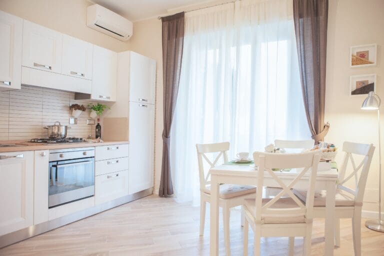 Rent Apartment Irresistible Coffee Appio Latino