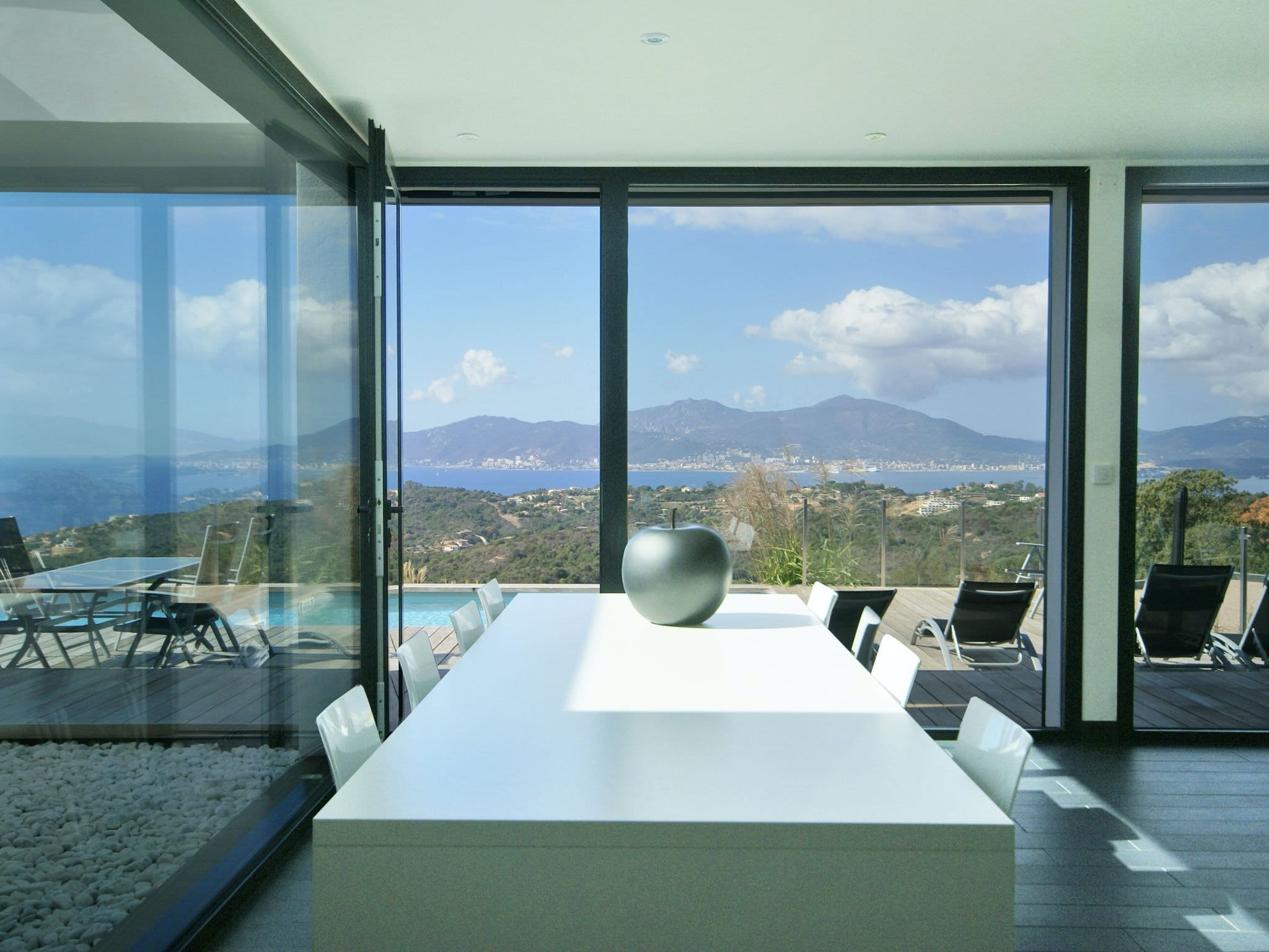 Rent Apartment Isabelline Juniper Corsica