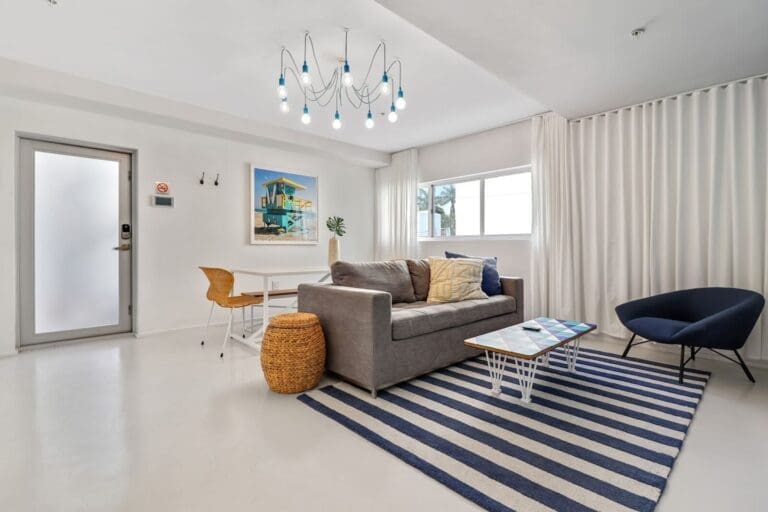 Rent Apartment Kobe Buttonbush South Beach