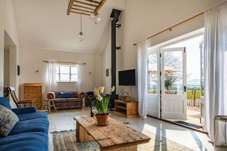 Rent Apartment Ksu Canary Warwickshire