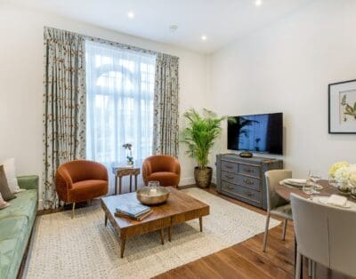 Rent Apartment Lake Helicona South Kensington