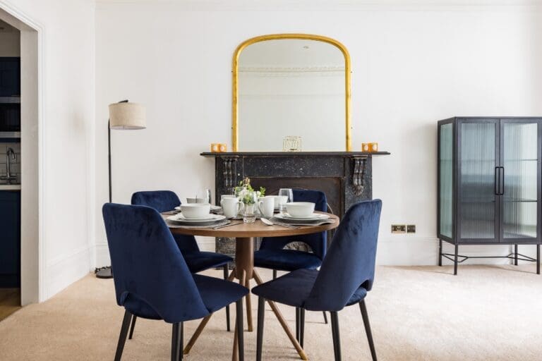 Rent Apartment Laser Coyo Knightsbridge