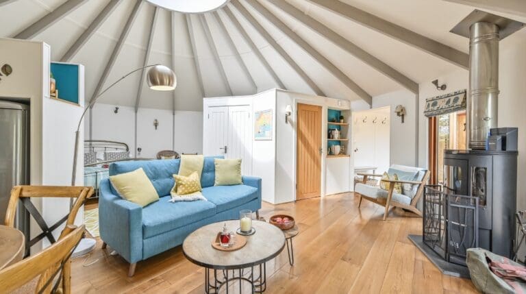 Rent Apartment Lavender Beech Devon