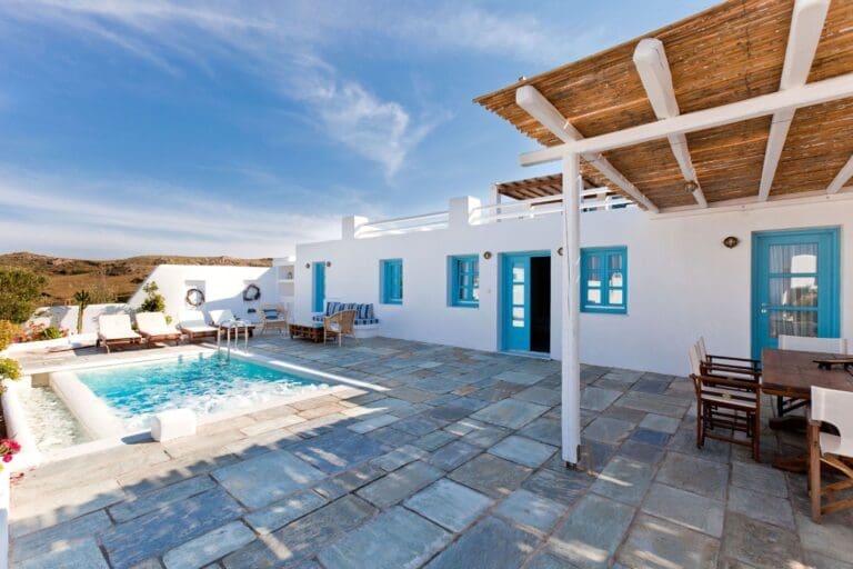 Rent Apartment Lemon Wild Santorini