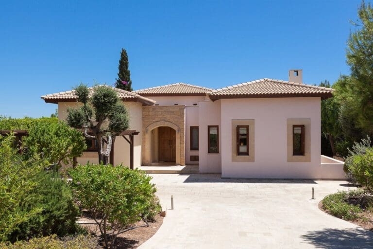 Rent Apartment Mahogany Safou Cyprus