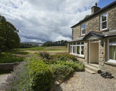 Rent Apartment Malachite Hazelnut North Pennines