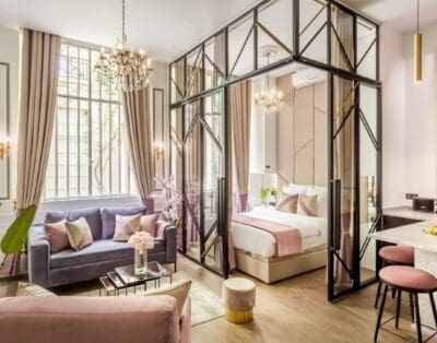 Rent Apartment Mauve Butterfly Le Marais