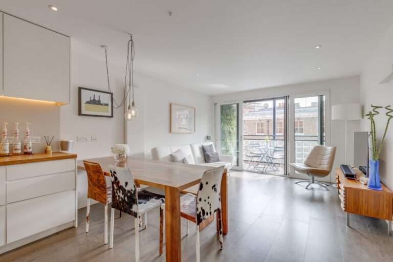 Rent Apartment Maya Molave Fitzrovia