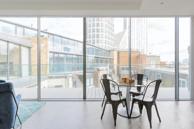 Rent Apartment Melon Strawberry Shoreditch