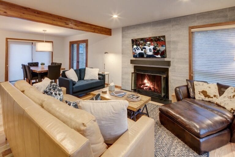 Rent Apartment Menthol Yew Park City