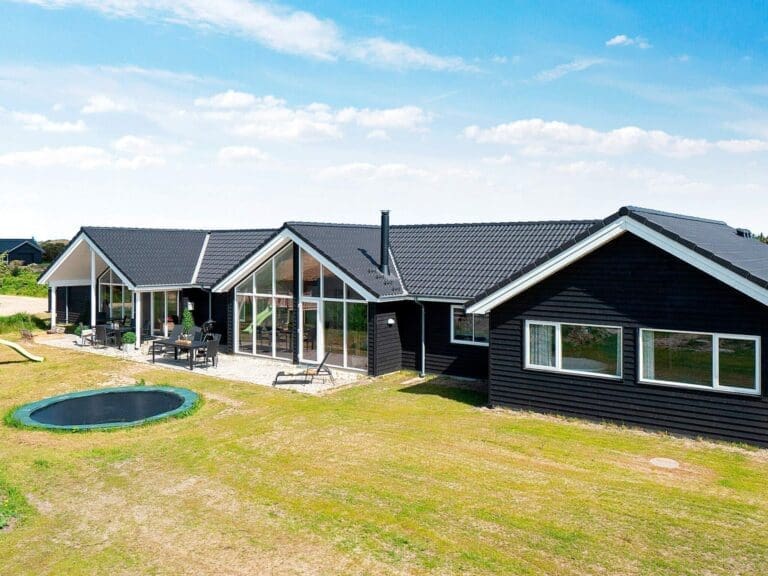 Rent Apartment Meringue Pricklyash Denmark