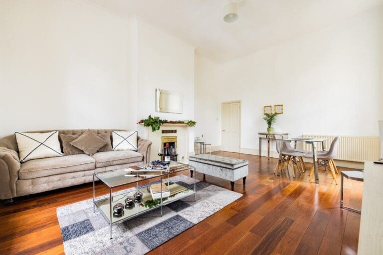 Rent Apartment Midnight Candlewood Notting Hill