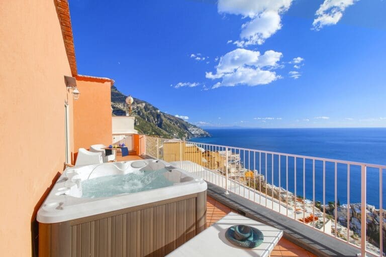 Rent Apartment Midnight Plantain Amalfi Coast