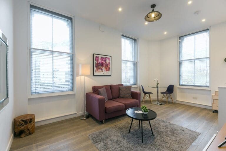Rent Apartment Mocha Dhawa Fitzrovia