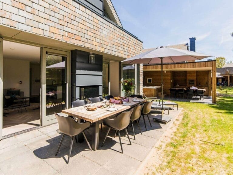 Rent Apartment Moonstone Rhododendron Netherlands