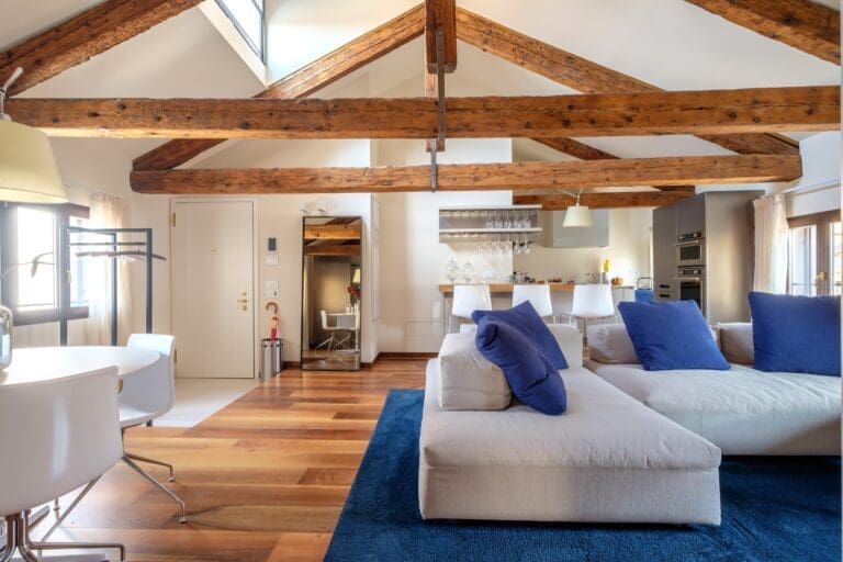 Rent Apartment Morning Kurrajong San Marco