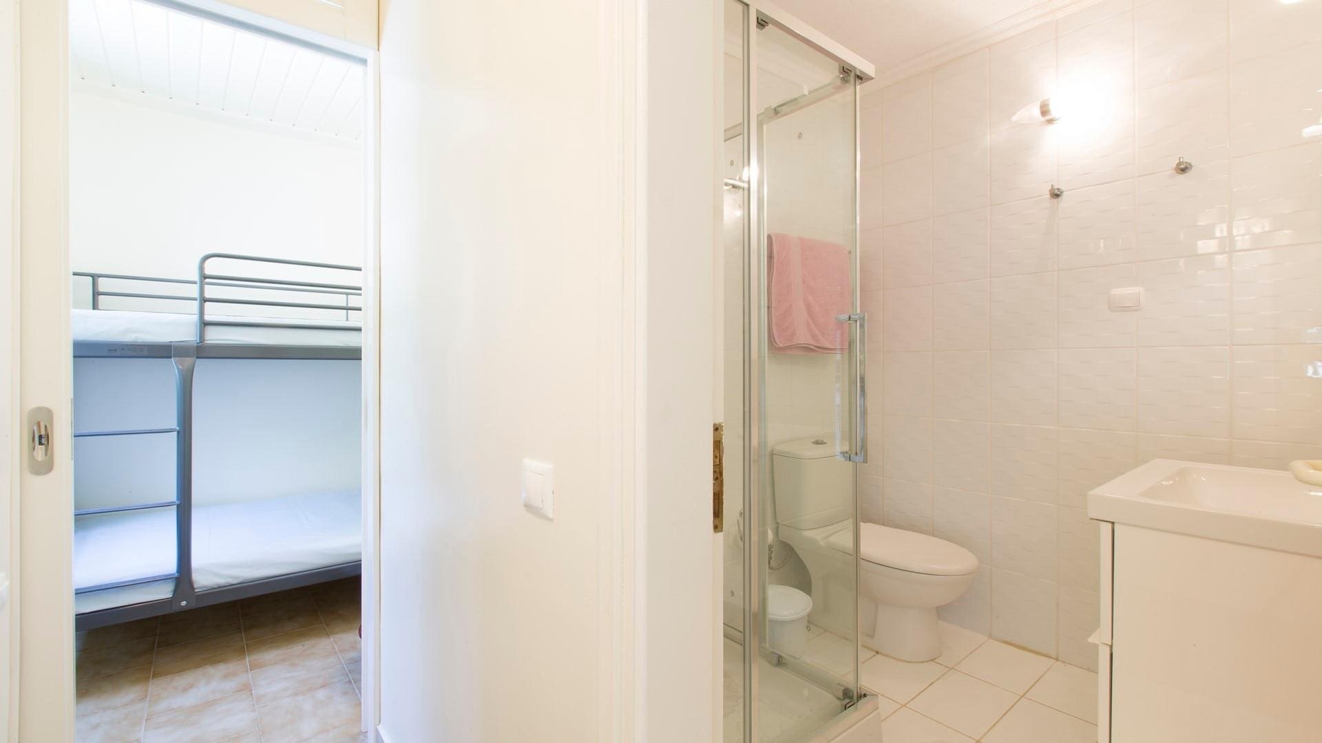 Rent Apartment Ochre Peppermint Corfu