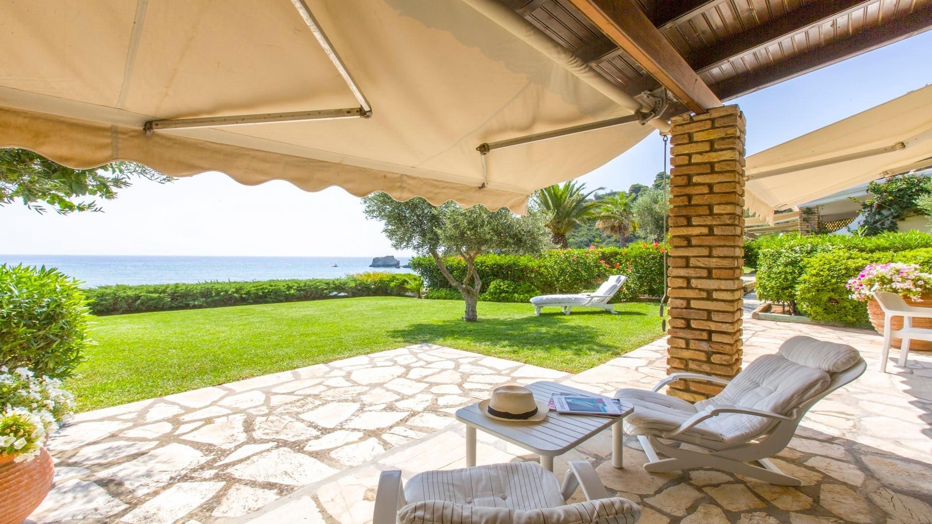 Rent Apartment Ochre Peppermint Corfu