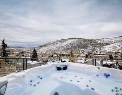 Rent Apartment Olive Godetia Park City