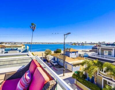 Rent Apartment Orange-Yellow Macawfat San Diego