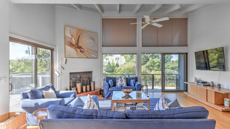 Rent Apartment Pacific Silk The Hamptons