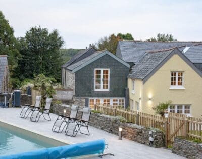 Rent Apartment Papaya Gusano Cornwall