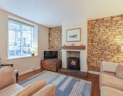 Rent Apartment Persian Oriental Cotswolds