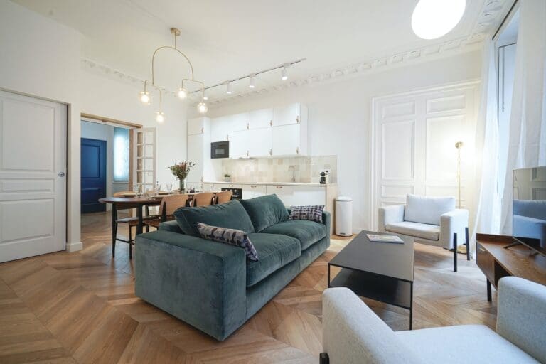 Rent Apartment Pictorial Marguerite South Pigalle