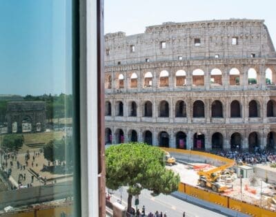 Rent Apartment Pistachio Biloba Colosseum & Roman Forums