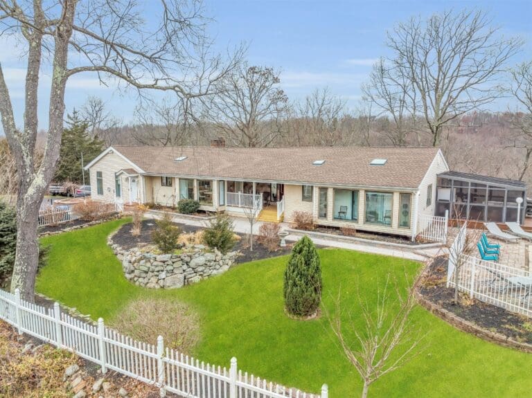 Rent Apartment Platinum Guttapercha New York