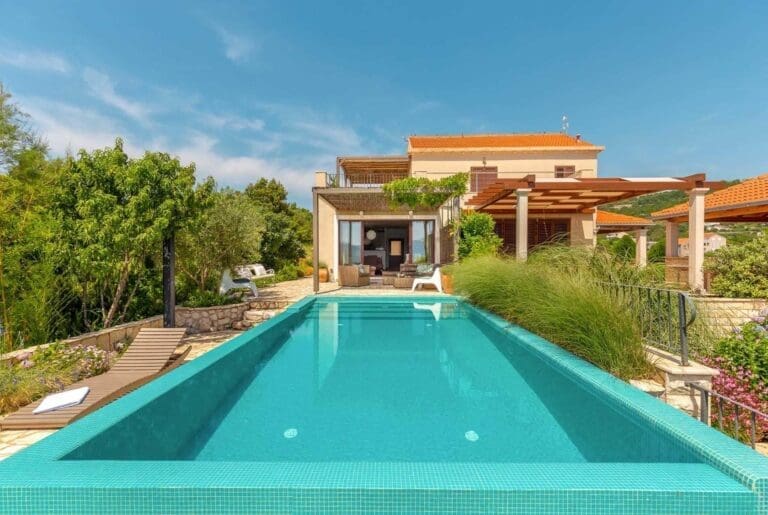 Rent Apartment Poppy Guttapercha Croatia