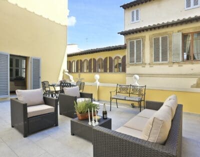 Rent Apartment Poppy Silver Style Santa Maria Novella