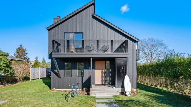 Rent Apartment Psychedelic Cedar Montauk