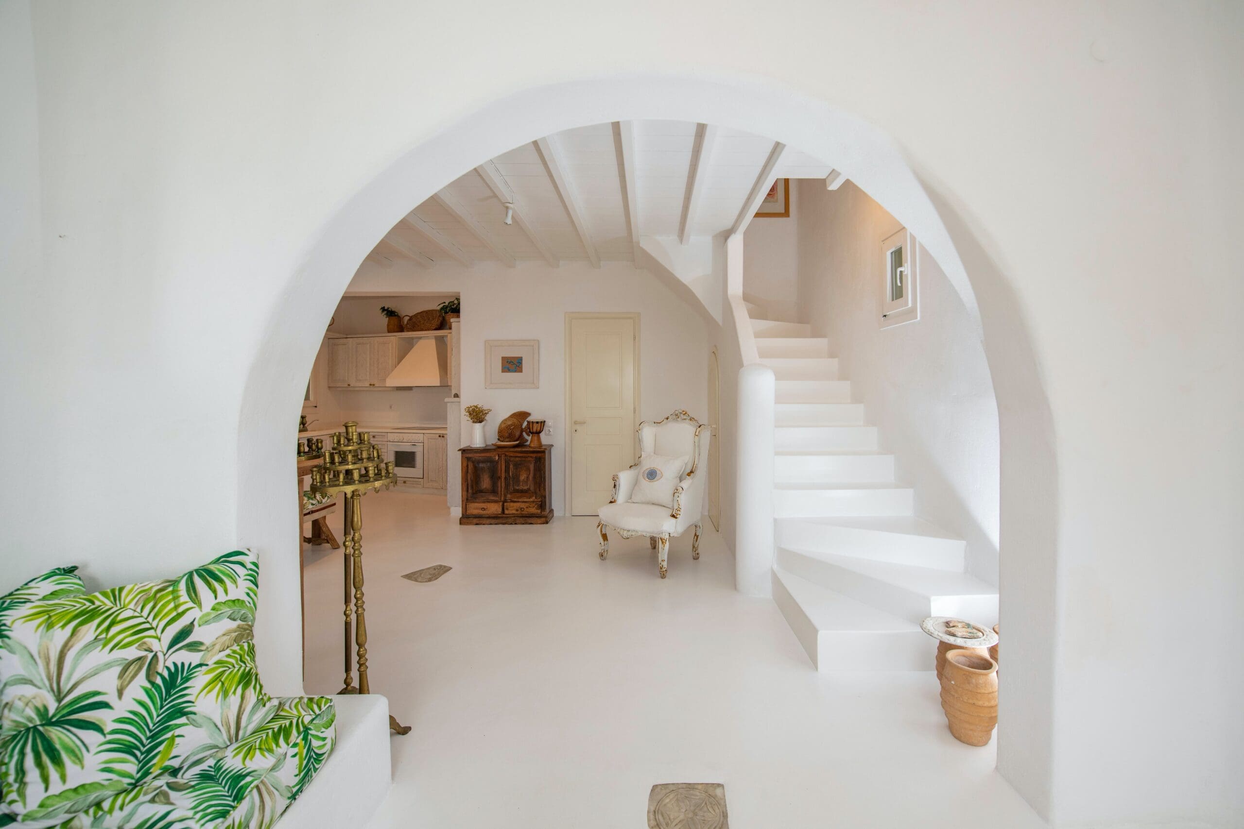 Rent Apartment Psychedelic Coralberry Mykonos