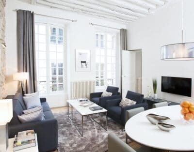 Rent Apartment Pullman Bush Le Marais