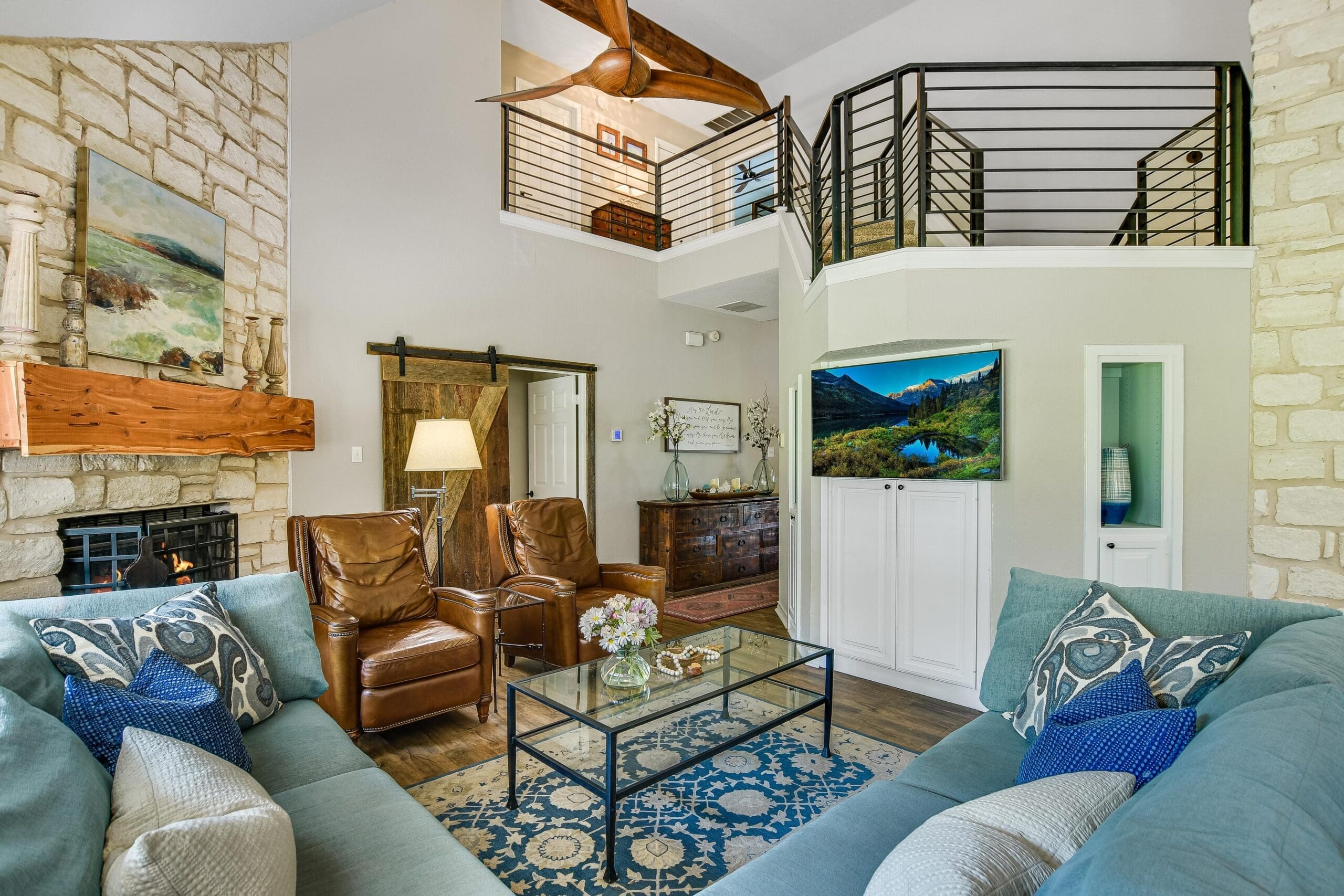 Rent Apartment Quartz Cork Austin