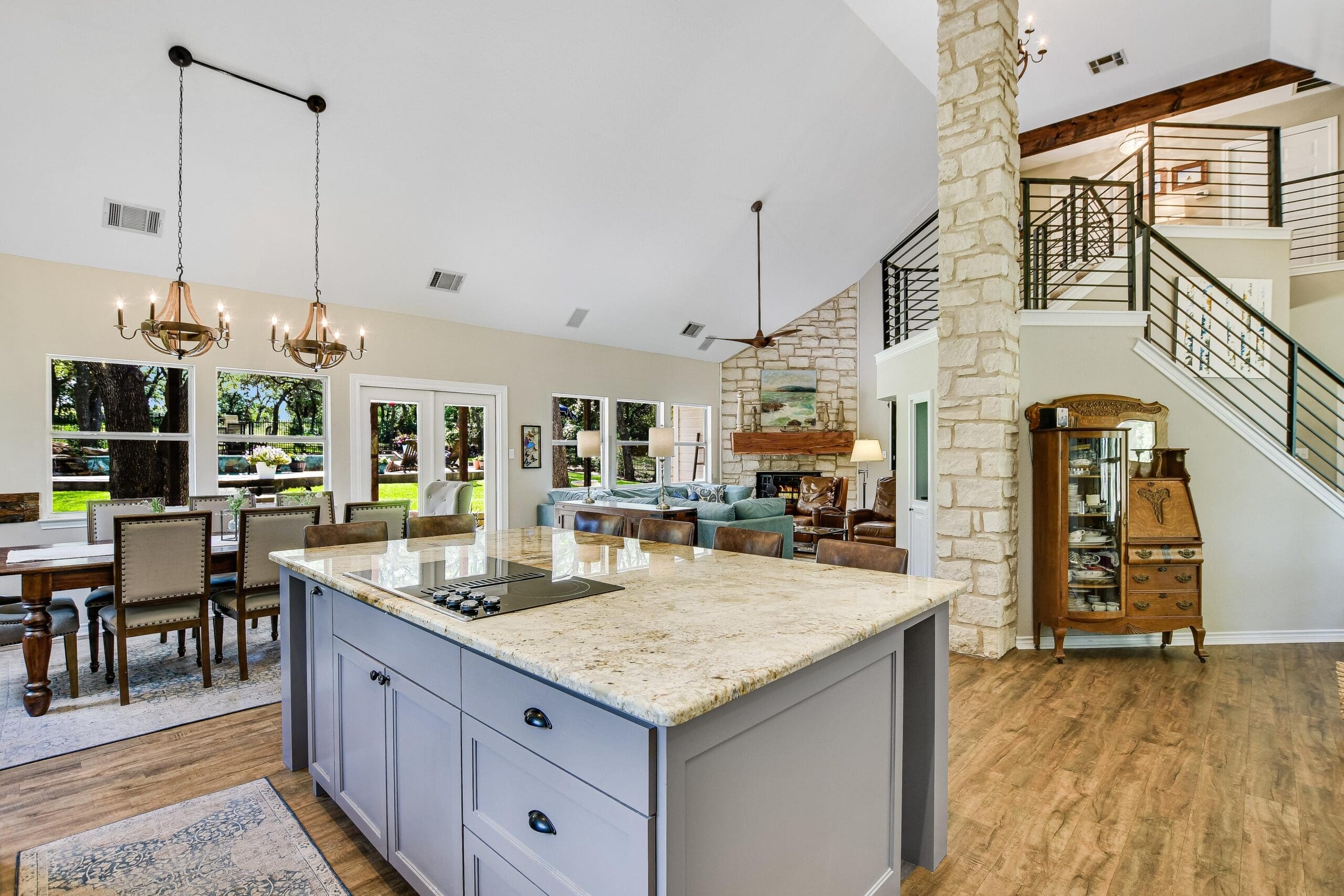 Rent Apartment Quartz Cork Austin