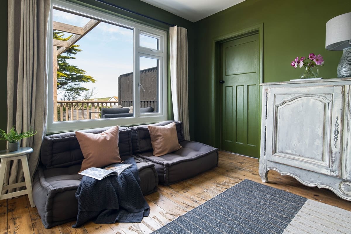 Rent Apartment Quartz Wine Cornwall