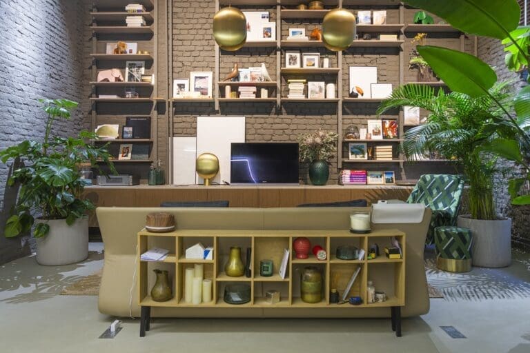 Rent Apartment Rain Tiger Iron Isola