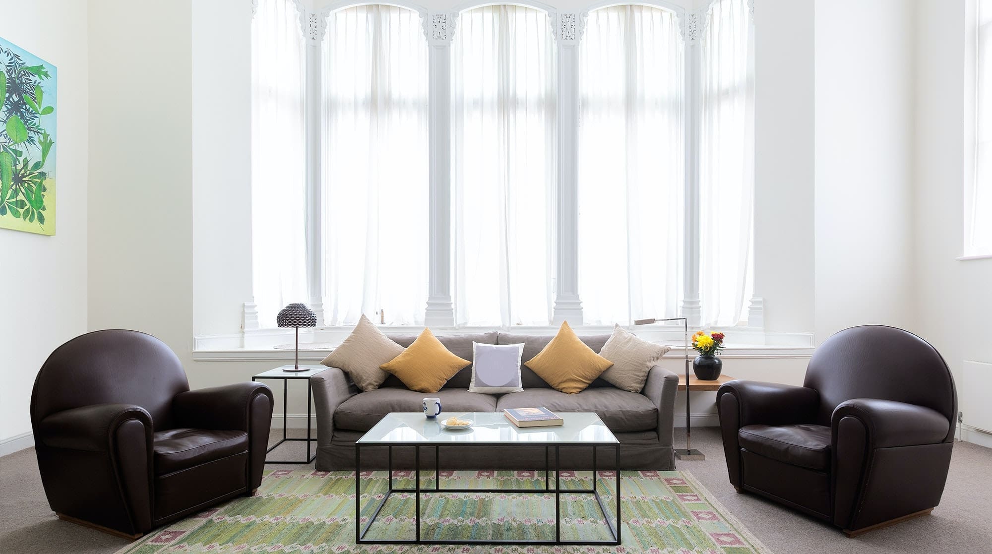 Rent Apartment Red-Orange Corozo South Kensington