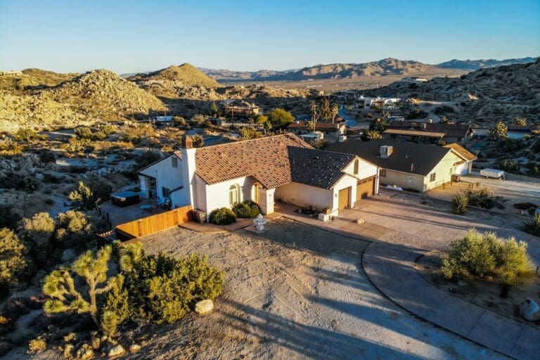 Rent Apartment Rich Logwood Joshua Tree National Park