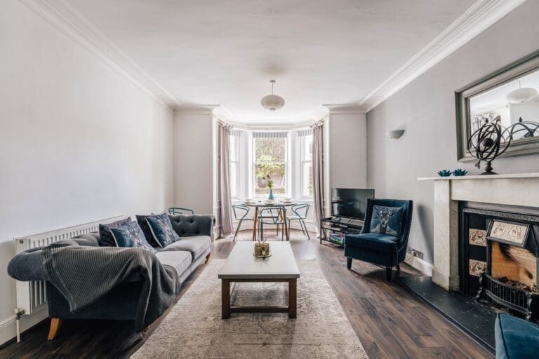 Rent Apartment Roast Sweet Bruntsfield & Morningside