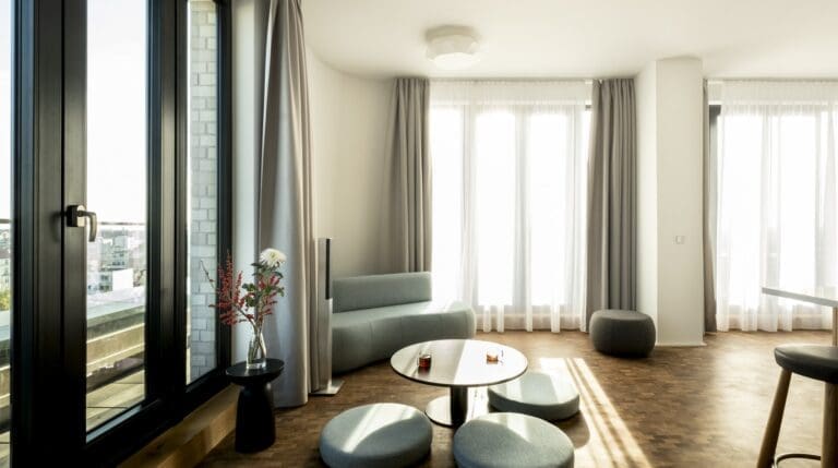 Rent Apartment Root Rouge Schöneberg