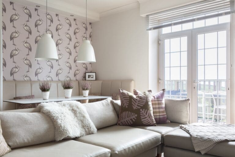 Rent Apartment Root William Salcombe