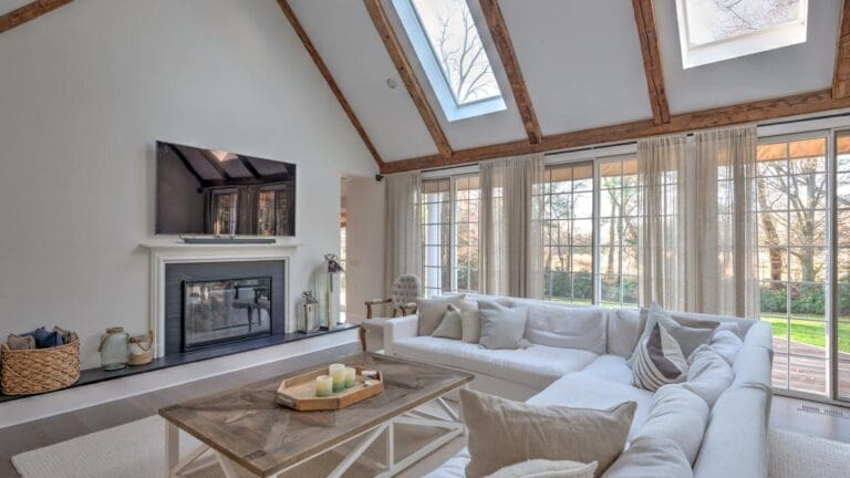 Rent Apartment Ruby Hickory The Hamptons