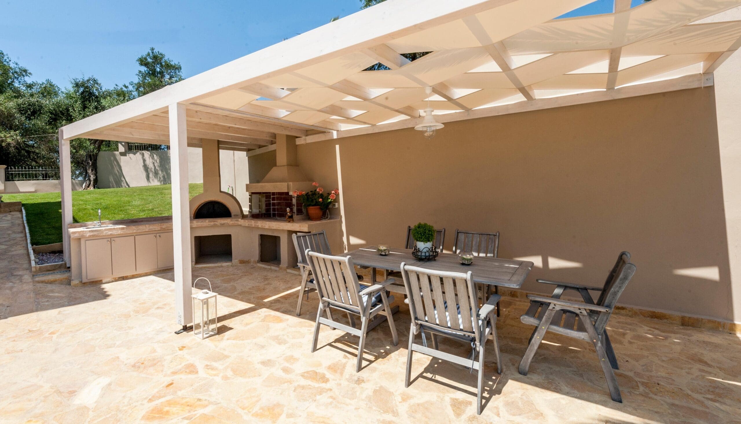 Rent Apartment Russet Mancanilla Corfu