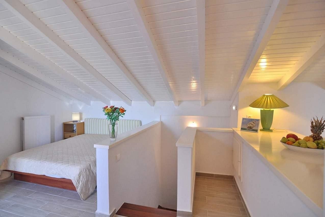 Rent Apartment Russet Mancanilla Corfu