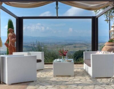 Rent Apartment Saffron Bells Tuscany