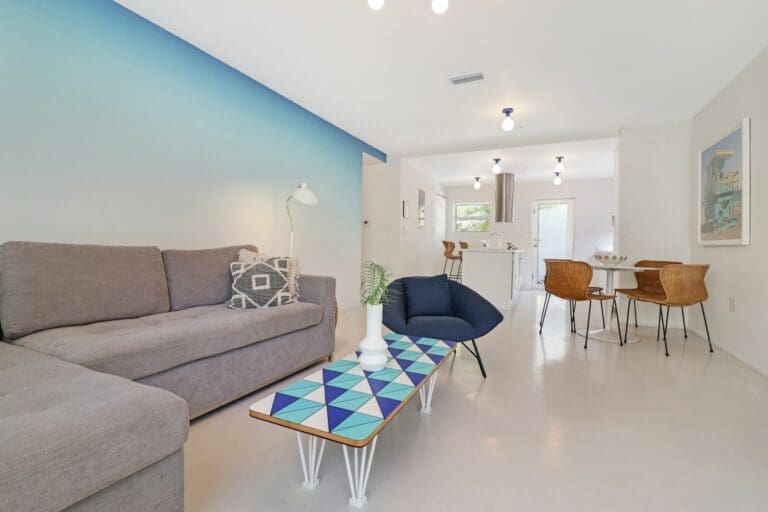 Rent Apartment Sauce Hesper South Beach