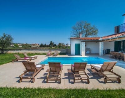 Rent Apartment Seashell Sunflower Istria